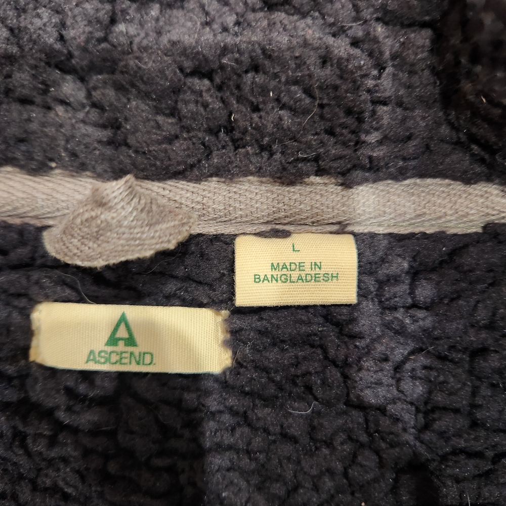 Men's Ascend Jacket - Picture 2 of 3